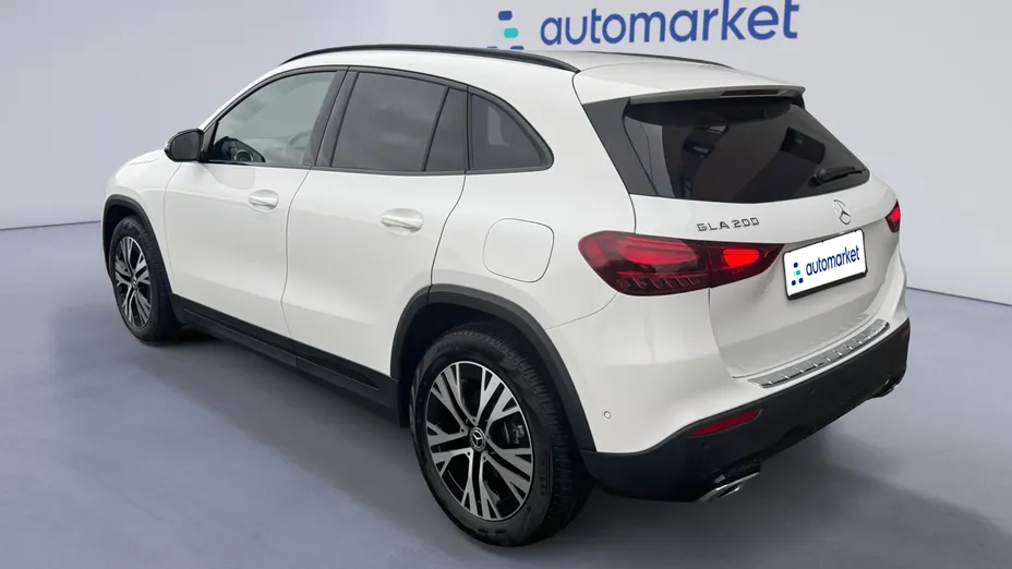 MERCEDES-BENZ GLA GLA 200 mHEV Progressive 7G-DCT