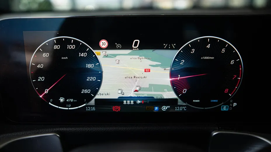 MERCEDES-BENZ GLB GLB 200 mHEV Progressive 7G-DCT