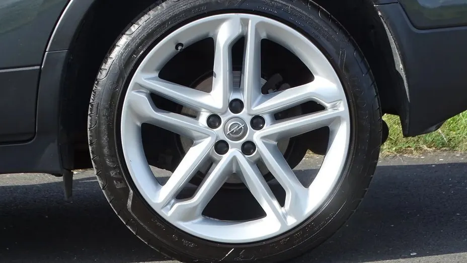 OPEL Mokka -