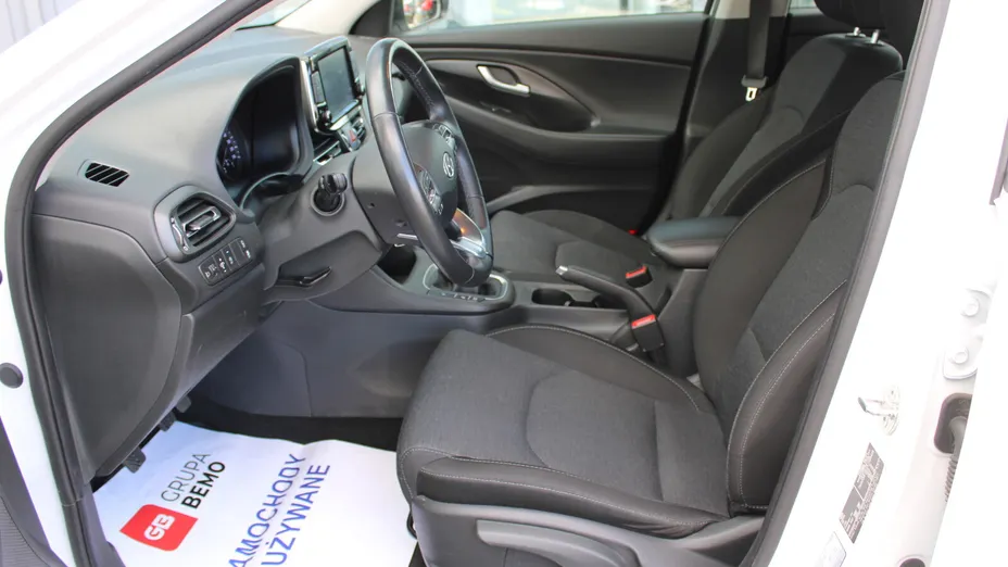 HYUNDAI i30 i30 1.5 T-GDI 48V Smart