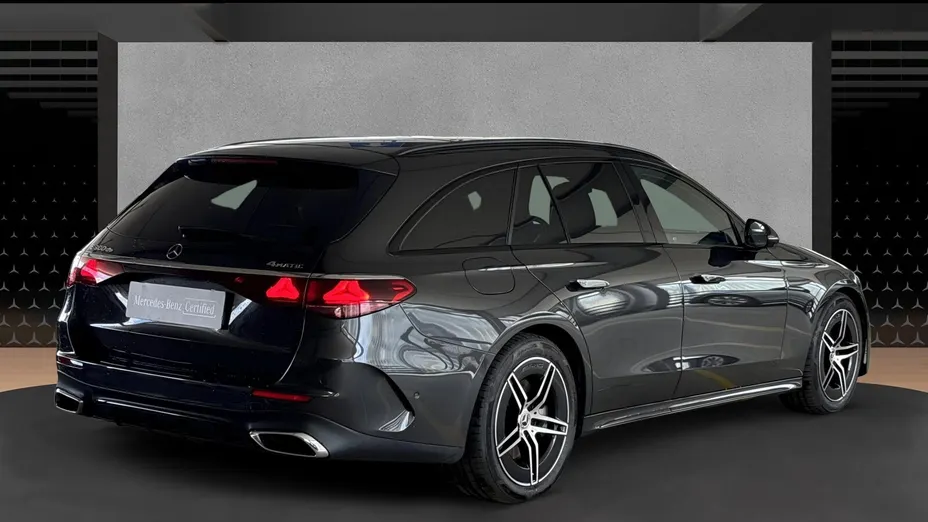 MERCEDES-BENZ E Klasa E 300 de PHEV AMG 9G-Tronic