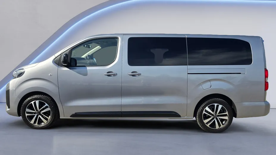 PEUGEOT Traveller Traveller 2.0 BlueHDi Long Business EAT8