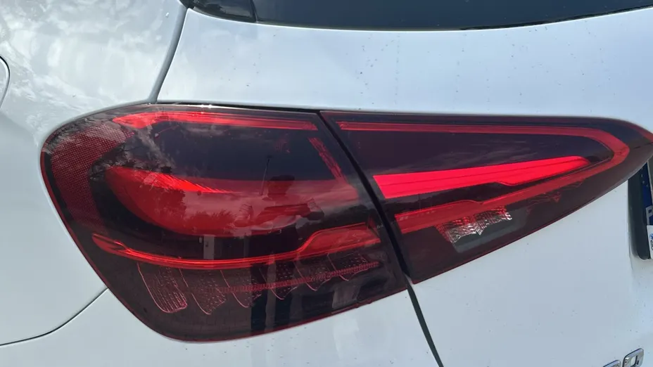 MERCEDES-BENZ A Klasa A 200 AMG Line 7G-DCT