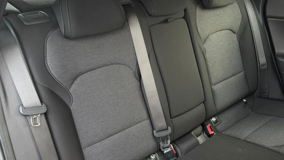 HYUNDAI i30 i30 1.0 T-GDI Smart