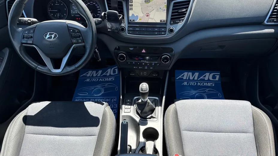 HYUNDAI Tucson -