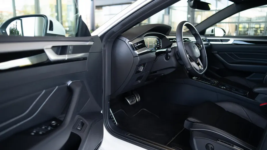 VOLKSWAGEN Arteon Arteon 2.0 TDI R-Line DSG