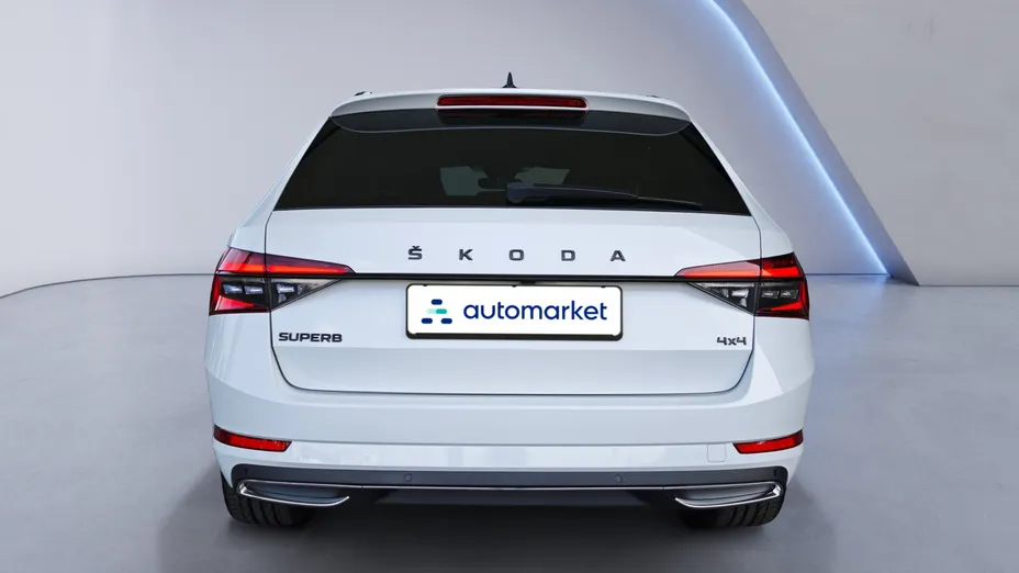 SKODA Superb Superb 2.0 TDI SCR 4x4 Sportline DSG