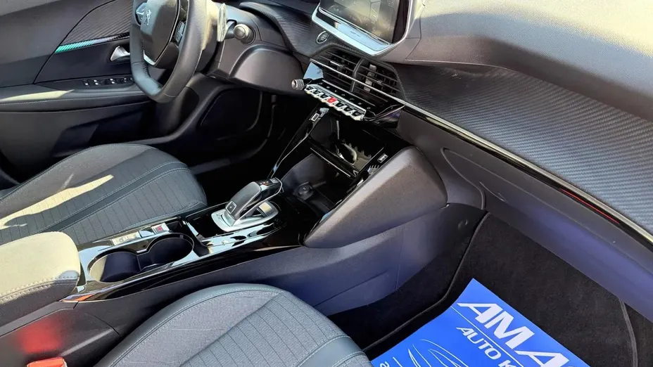 PEUGEOT 2008 -
