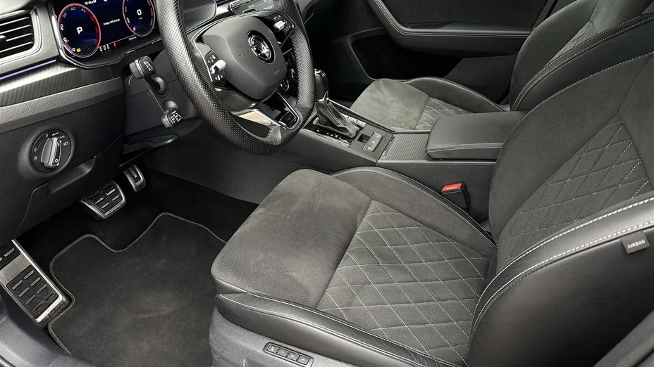 SKODA Superb Superb 2.0 TDI SCR 4x4 Sportline DSG