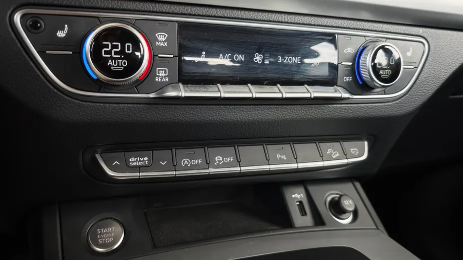 AUDI Q5 Q5 40 TFSI mHEV Quattro Advanced S tronic