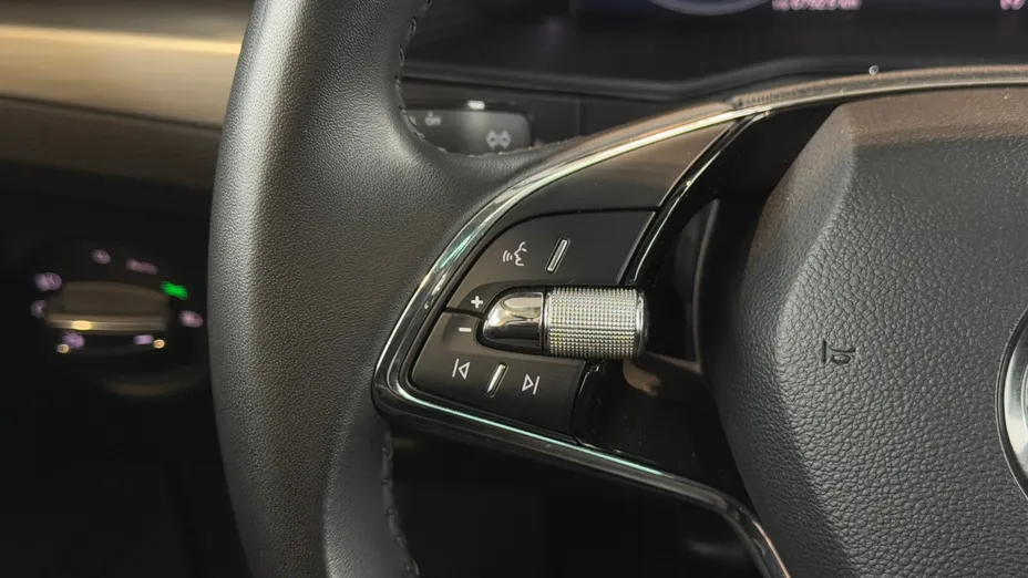 SKODA Superb Superb 2.0 TDI SCR Style DSG