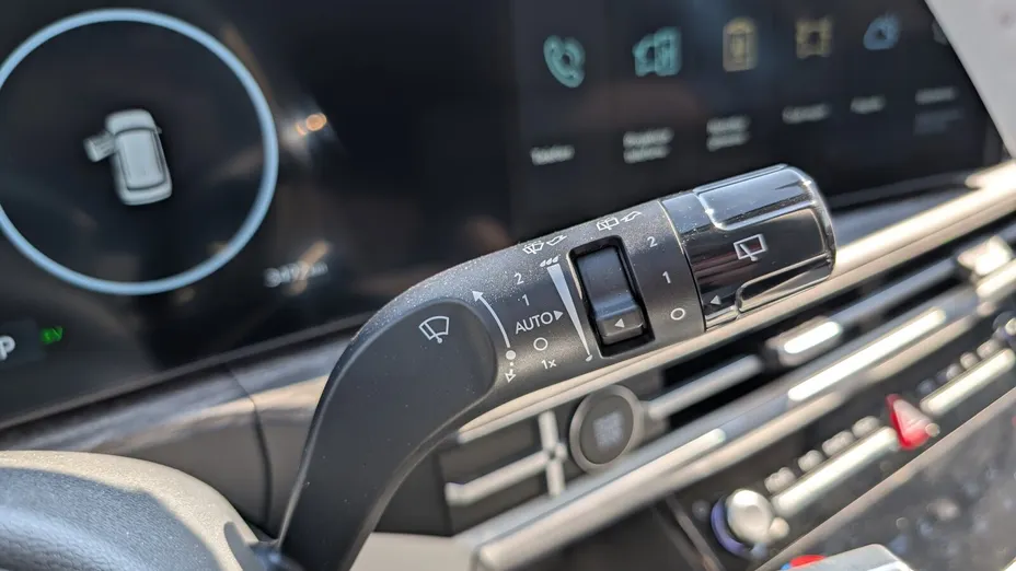 HYUNDAI Santa Fe Santa Fe 1.6 T-GDI HEV Executive aut Nowy