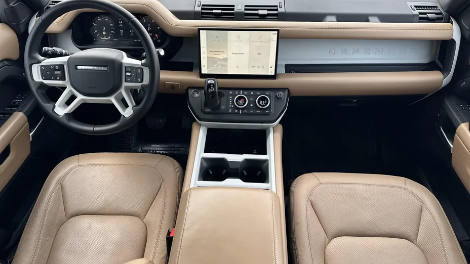 LAND ROVER Defender Defender 110 3.0 D250 mHEV X-Dynamic HSE