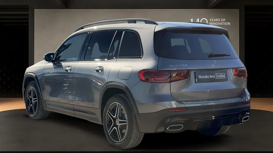 MERCEDES-BENZ GLB GLB 200 mHEV AMG Line 7G-DCT