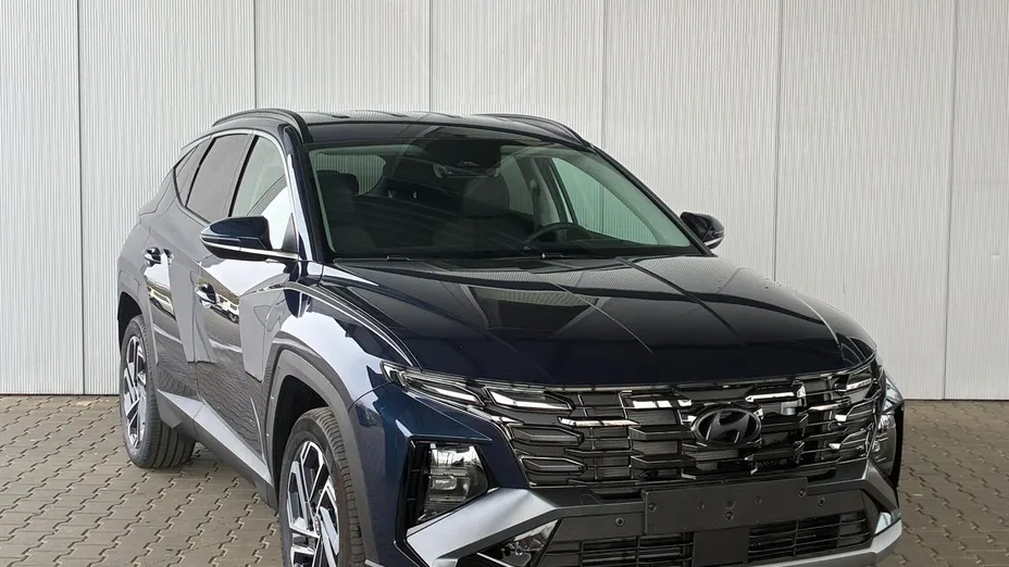 HYUNDAI Tucson -