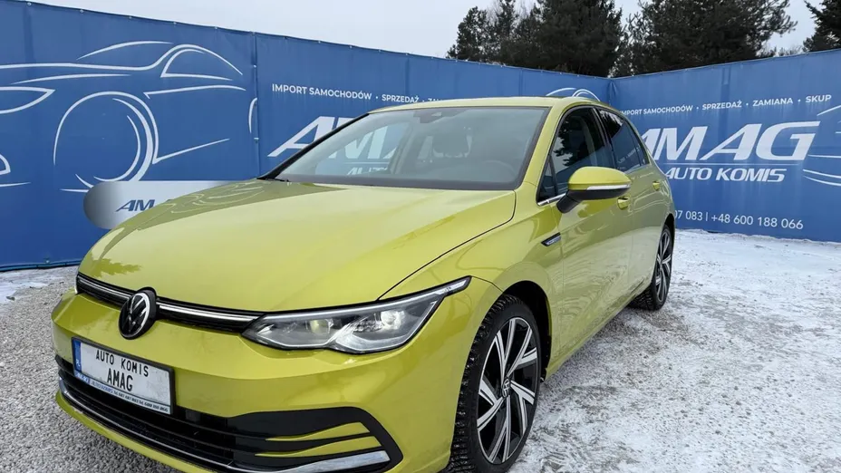 VOLKSWAGEN Golf -