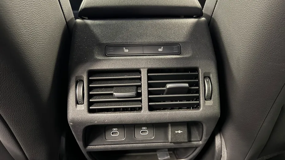 LAND ROVER Discovery Sport Discovery Sport 2.0 D200 mHEV Dynamic SE aut