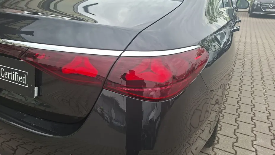 MERCEDES-BENZ E Klasa E 200 d mHEV Avantgarde 9G-Tronic