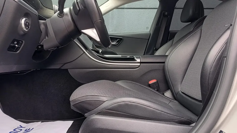 MERCEDES-BENZ C Klasa C 300 mHEV 4-Matic Avantgarde