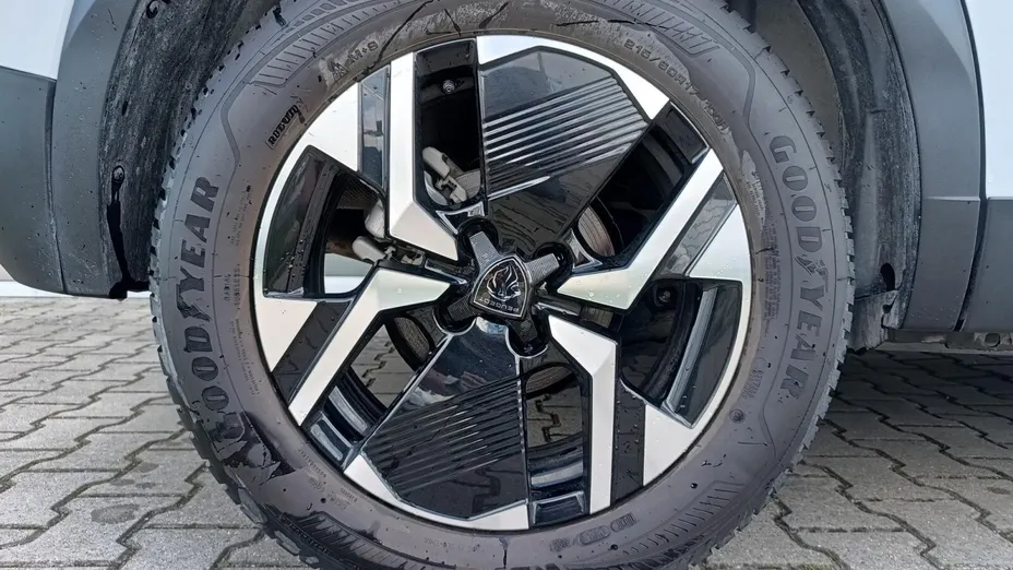 PEUGEOT 2008 2008 PureTech 130 Allure S&S EAT8