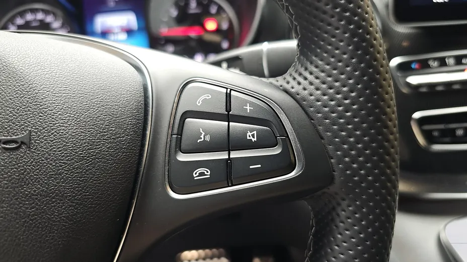 MERCEDES-BENZ V Klasa V 250 d 4-Matic Avantgarde 9G-Tronic (długi)