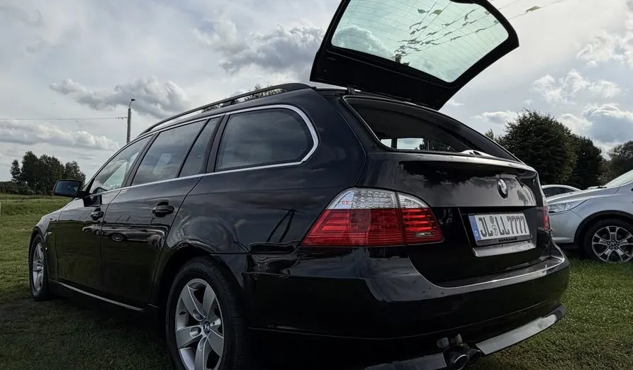BMW Seria 5 520e aut