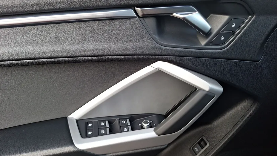 AUDI Q3 Sportback -