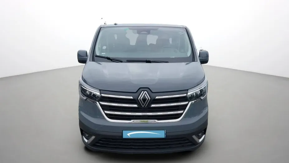 RENAULT Trafic -