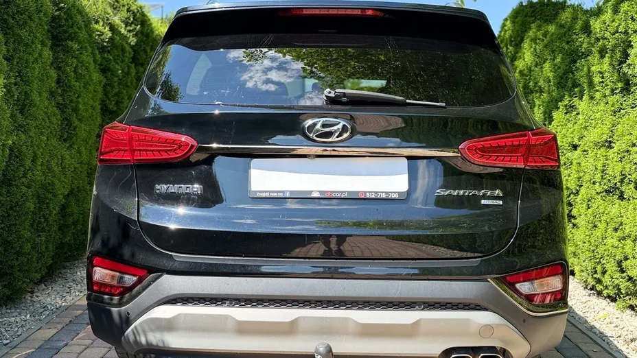 HYUNDAI Santa Fe -
