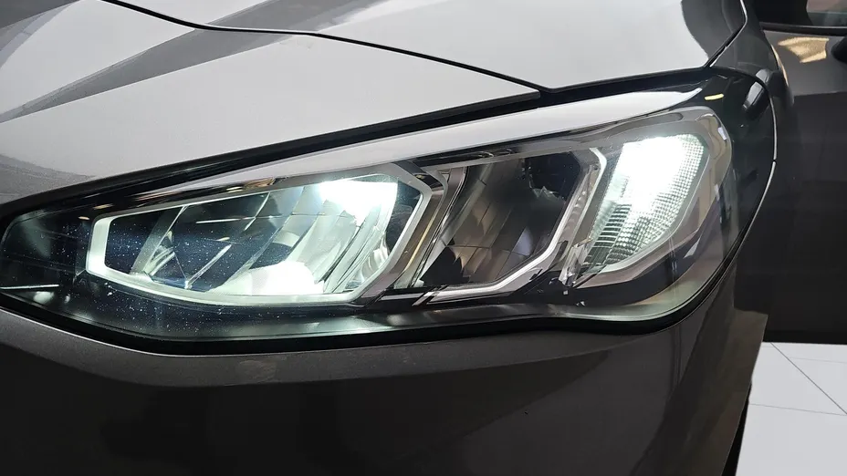 BMW Seria 2 218i aut