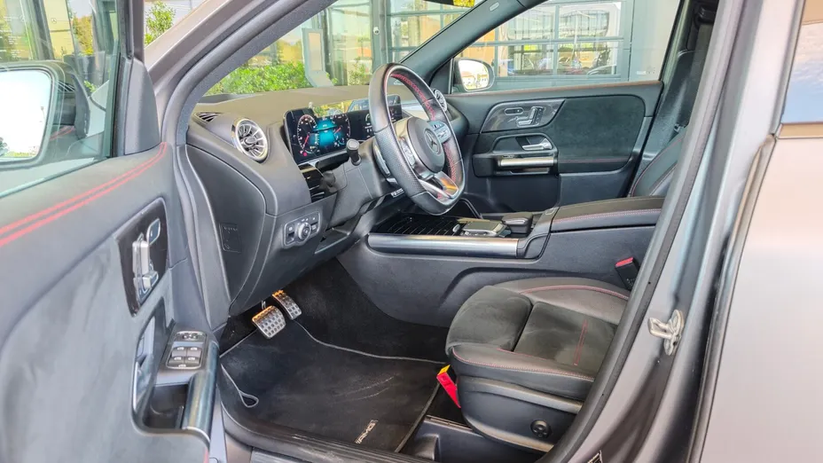 MERCEDES-BENZ GLA GLA 250 4-Matic AMG Line