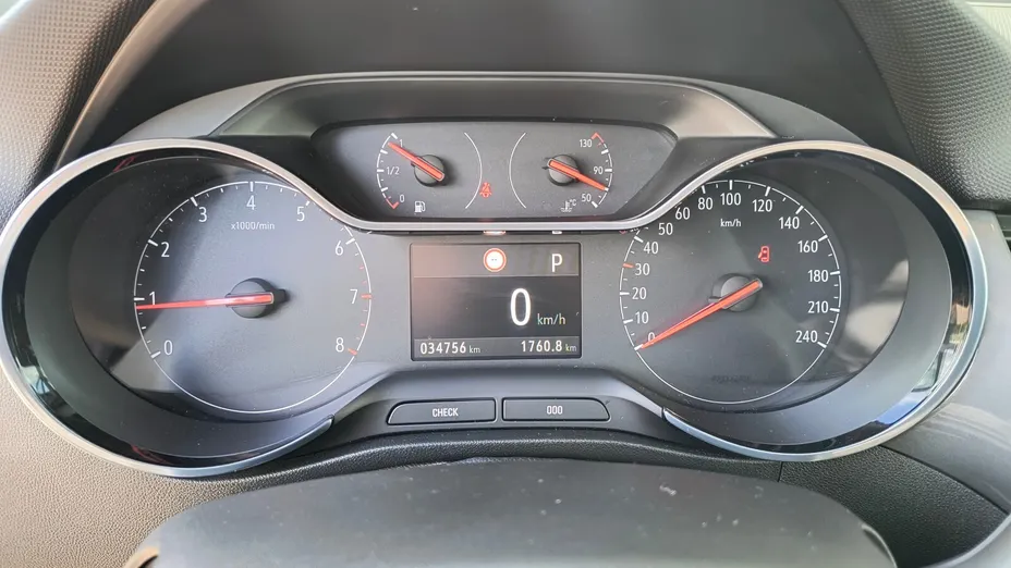OPEL Crossland -