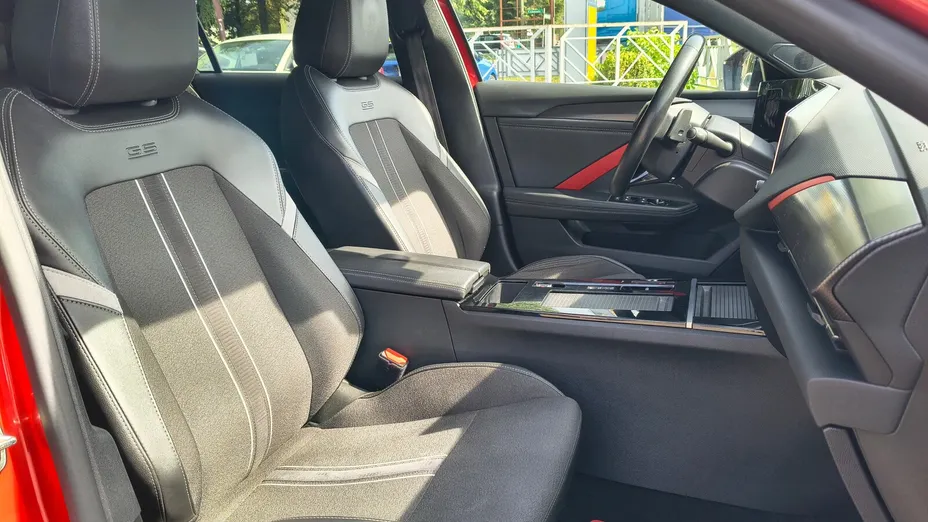 OPEL Astra Astra VI 1.6 T Plug-in Hybrid GS Line