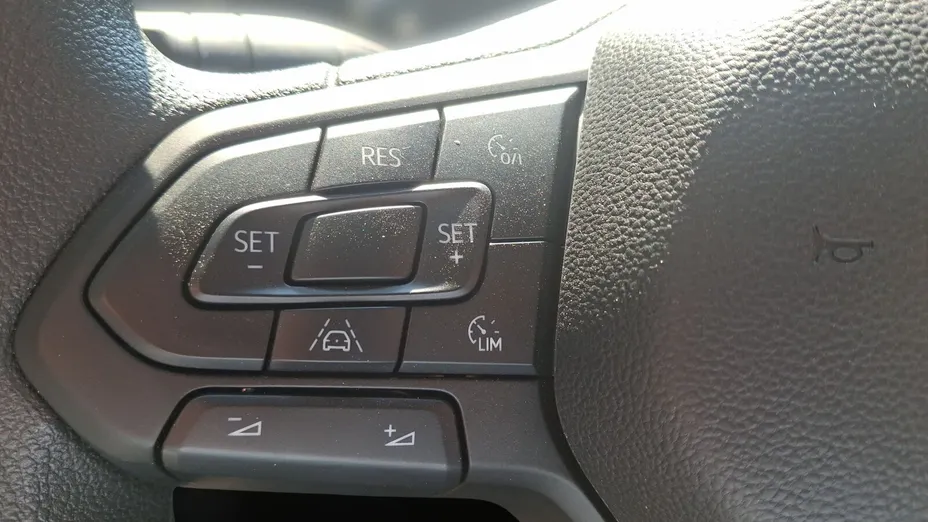 VOLKSWAGEN Transporter Transporter TDI L2 (skrzynia) Nowy