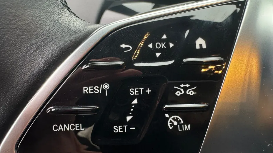 MERCEDES-BENZ GLA GLA 200 mHEV Progressive 7G-DCT