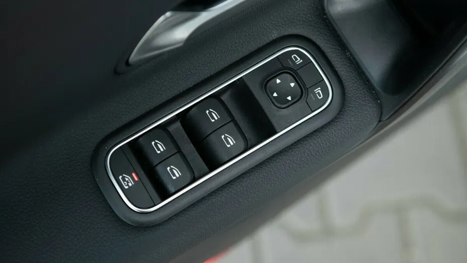 MERCEDES-BENZ CLA CLA 200 mHEV 7G-DCT