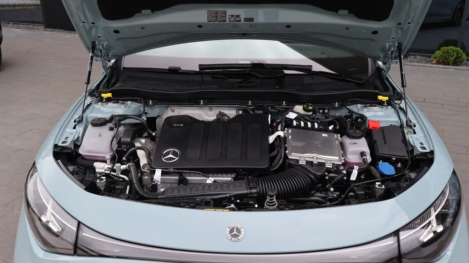 MERCEDES-BENZ CLA CLA 200 mHEV 8G-DCT