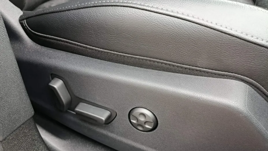 DS DS7 DS 7 1.5 BlueHDi Performance Line + aut