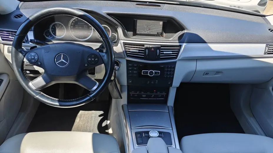 MERCEDES-BENZ E Klasa E 220 BlueTEC 9G-TRONIC Avantgarde
