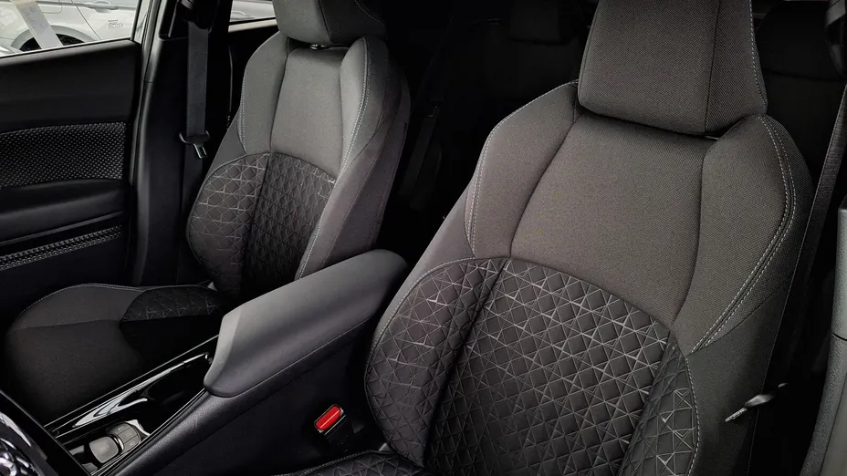 TOYOTA C-HR C-HR 2.0 Hybrid Style