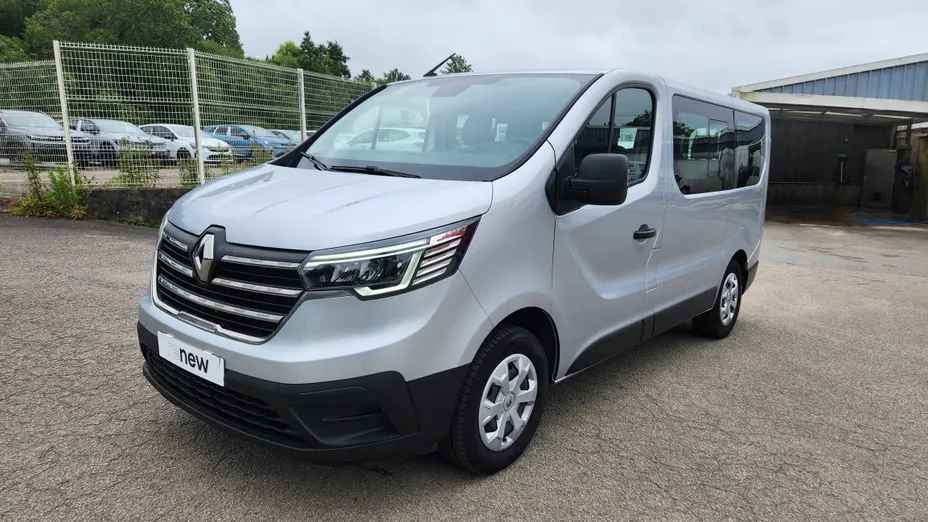 RENAULT Trafic -