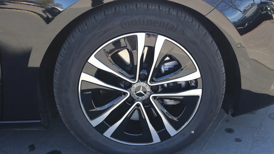 MERCEDES-BENZ A Klasa A 220 4-Matic Progressive 8G-DCT