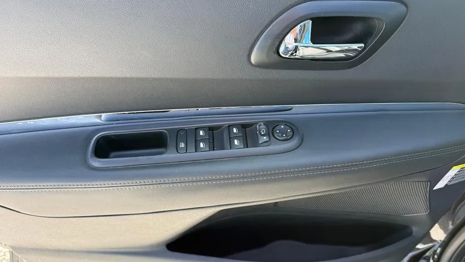 PEUGEOT 3008 -