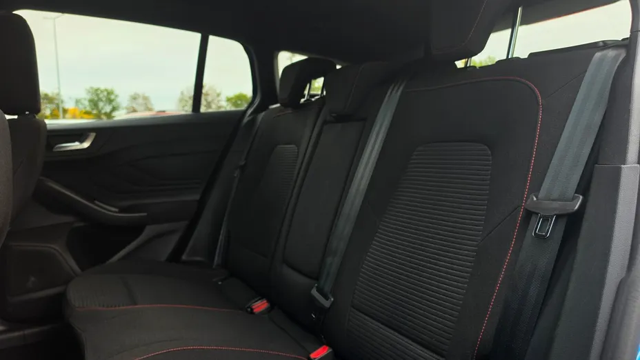 FORD Focus Focus 1.0 EcoBoost mHEV ST-Line X aut