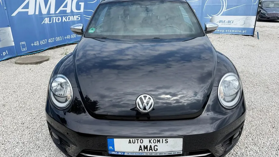 VOLKSWAGEN Beetle -