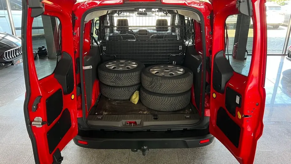 FORD Transit Connect -