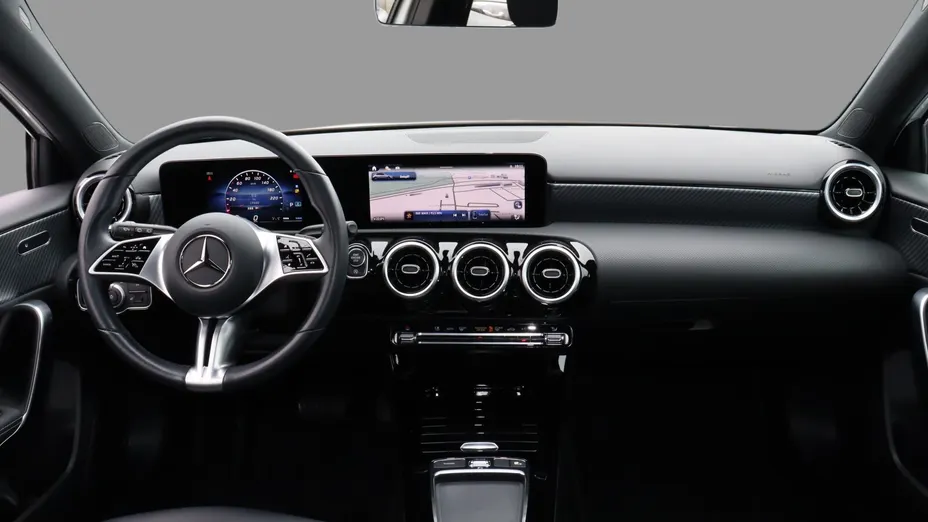 MERCEDES-BENZ A Klasa A 180 Progressive 7G-DCT