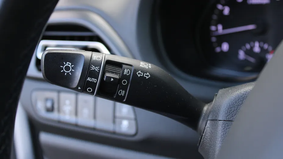 HYUNDAI i30 i30 1.5 T-GDI 48V Smart