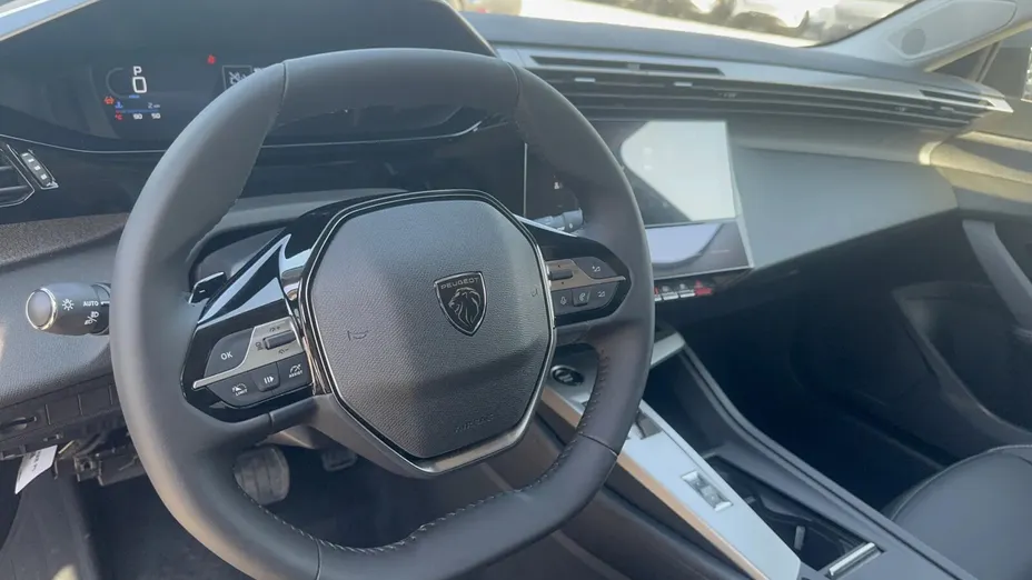 PEUGEOT 308 308 1.2 mHEV Allure S&S e-DCS6 Nowy