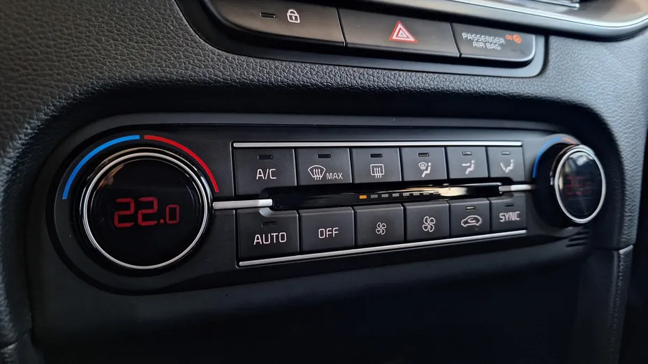 KIA Cee'd Ceed 1.5 T-GDI M